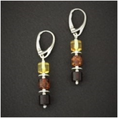 Amber earings "Kvad"