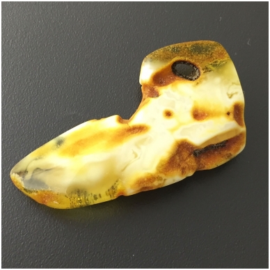 Landscape amber piece 3