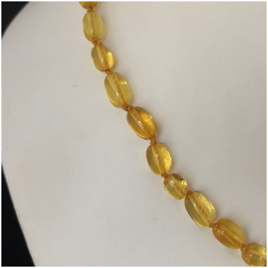 Transparent amber necklace 2