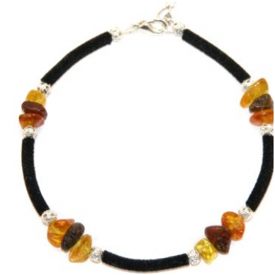 Bracelet with amber 2